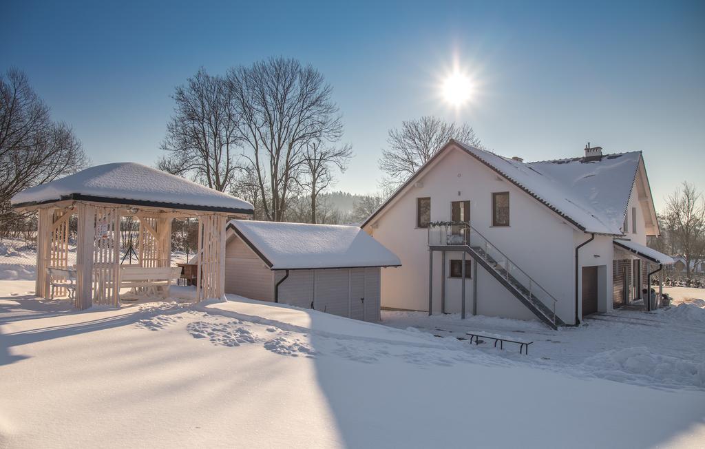 Apartamenty U Harrego I Przy Stawie Spa Z Klimatyzacja, Balia, Sauna, Ogrodem I Parkingiem Kudowa Zdroj Exterior photo