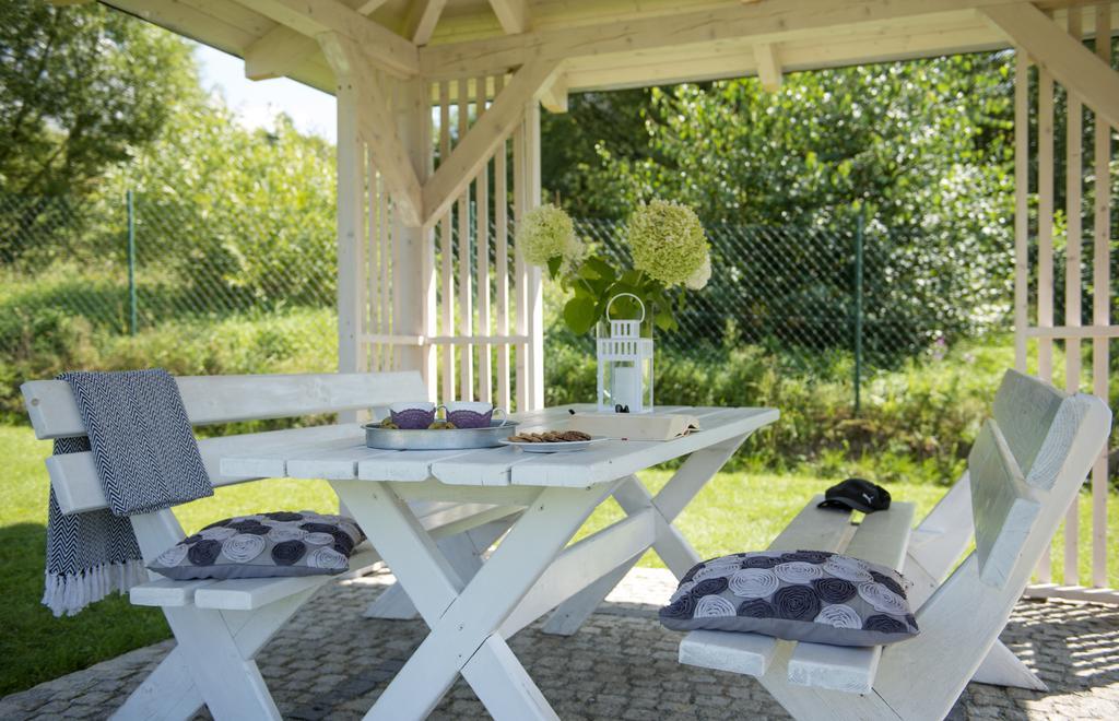 Apartamenty U Harrego I Przy Stawie Spa Z Klimatyzacja, Balia, Sauna, Ogrodem I Parkingiem Kudowa Zdroj Exterior photo